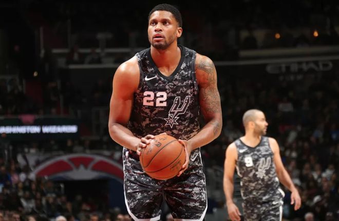 国际足球比 国际足球比