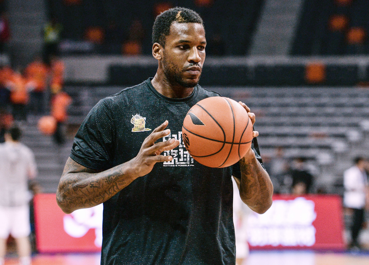 继续为曼城 继续为曼城