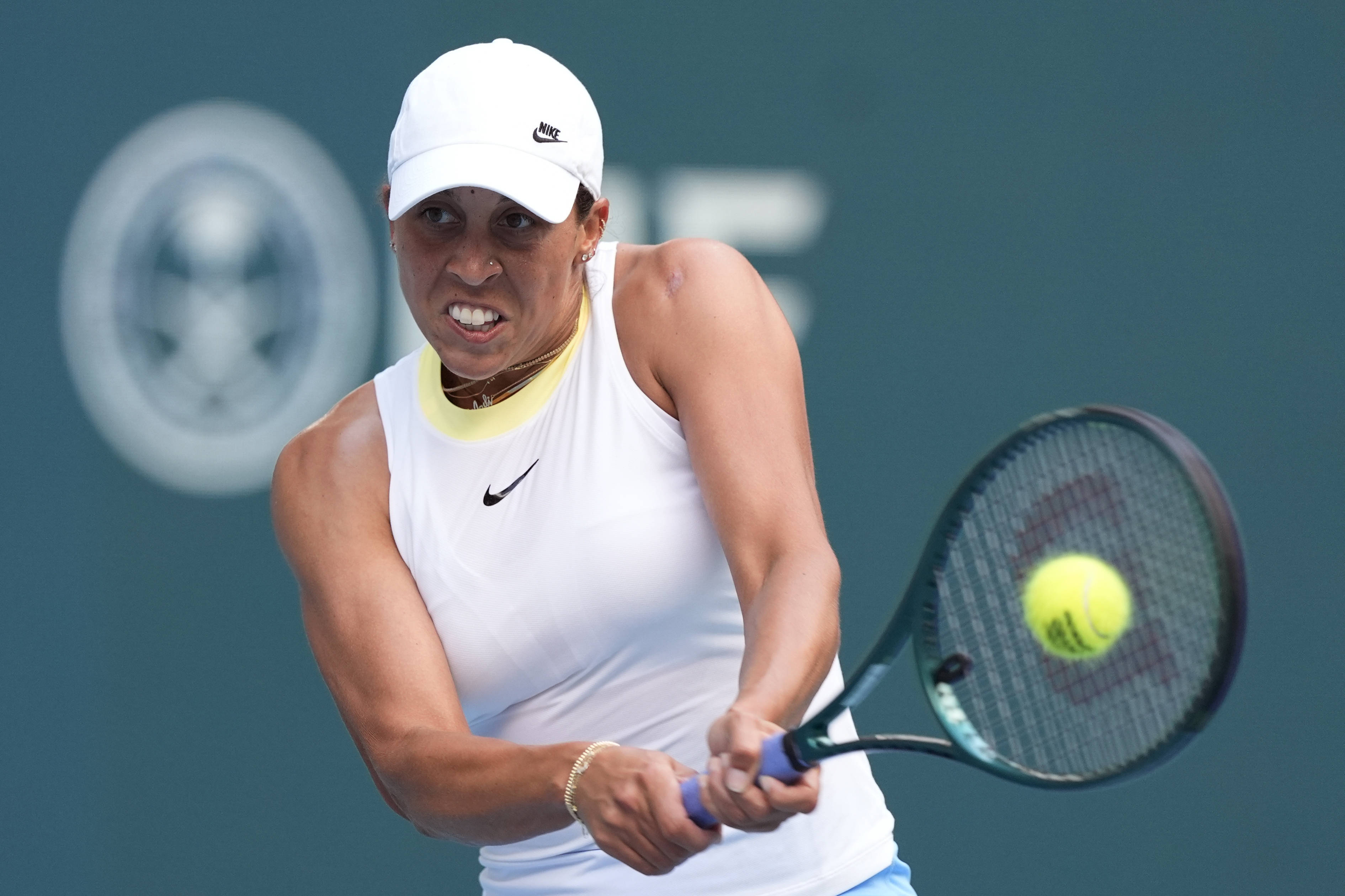 场对决中 场对决中