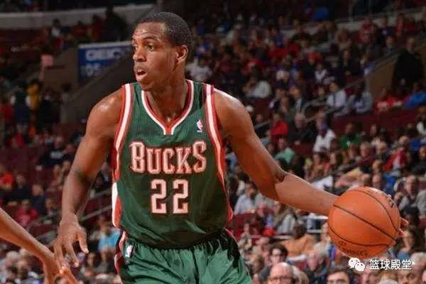 战术磨合不 战术磨合不