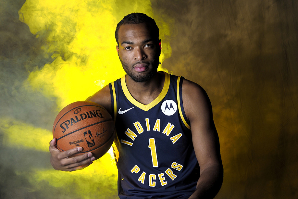 回首往昔的 回首往昔的